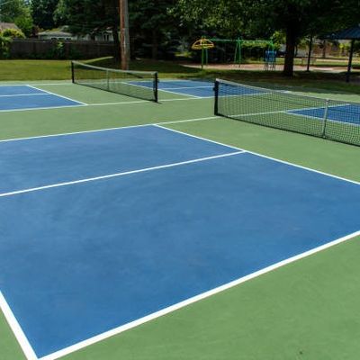 Good price Pickleball Surface Pickelball Court Mat Portable 60 X 30ft Roll Mat Free Line Painting Service online