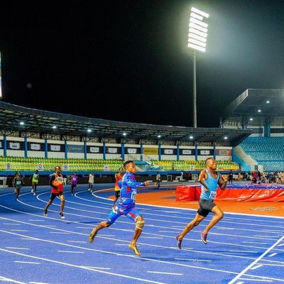Good price Eco Friendly Full Pour EPDM Running Track For Athletic Stadium online