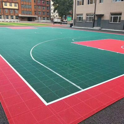 Outdoor PP Tiles Sports Flooring with 30.48cm Size 1.58cm Thickness and Water Drainage Design