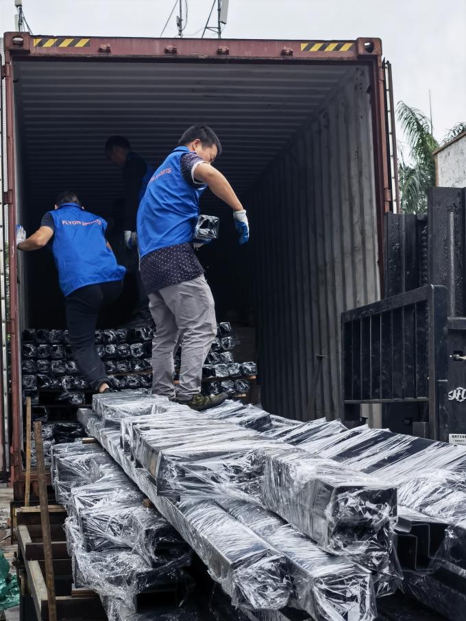 Durable Customizable Auditorium Modern Movie Theater Seats With Aisle Panels 2